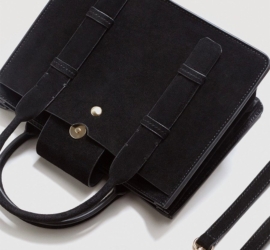 Metallic pointed toe leatherboots