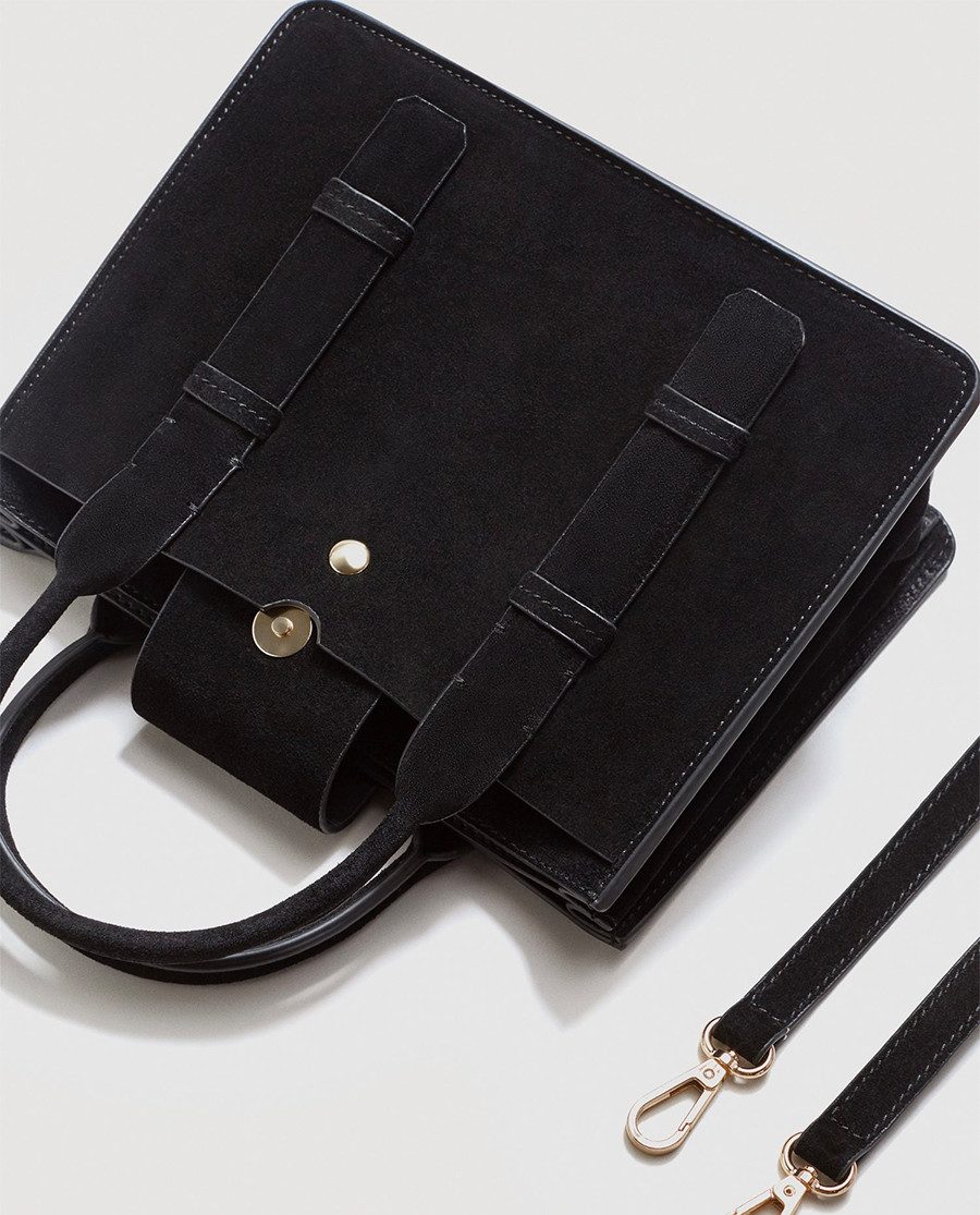 Metallic pointed toe leatherboots